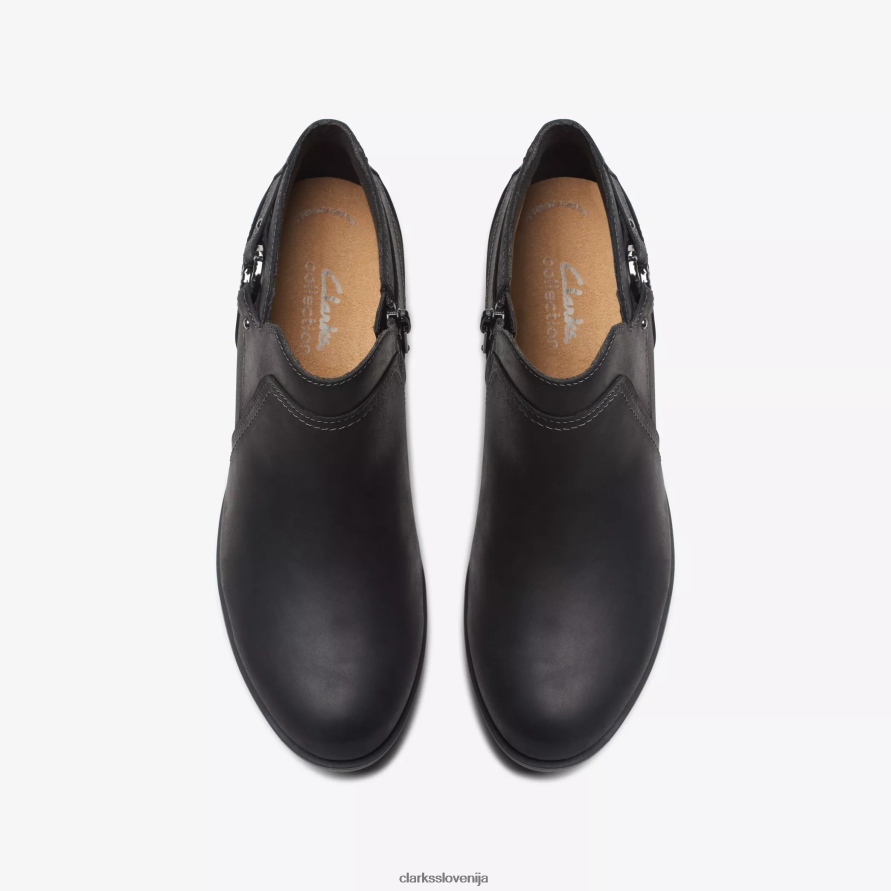 Charlten Grace D0T6P6428 črno mastno usnje Clarks