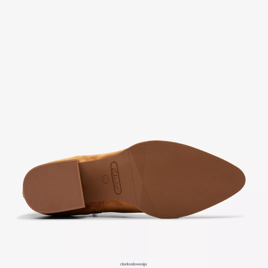 starejši rae D0T6P6383 tan semiša Clarks